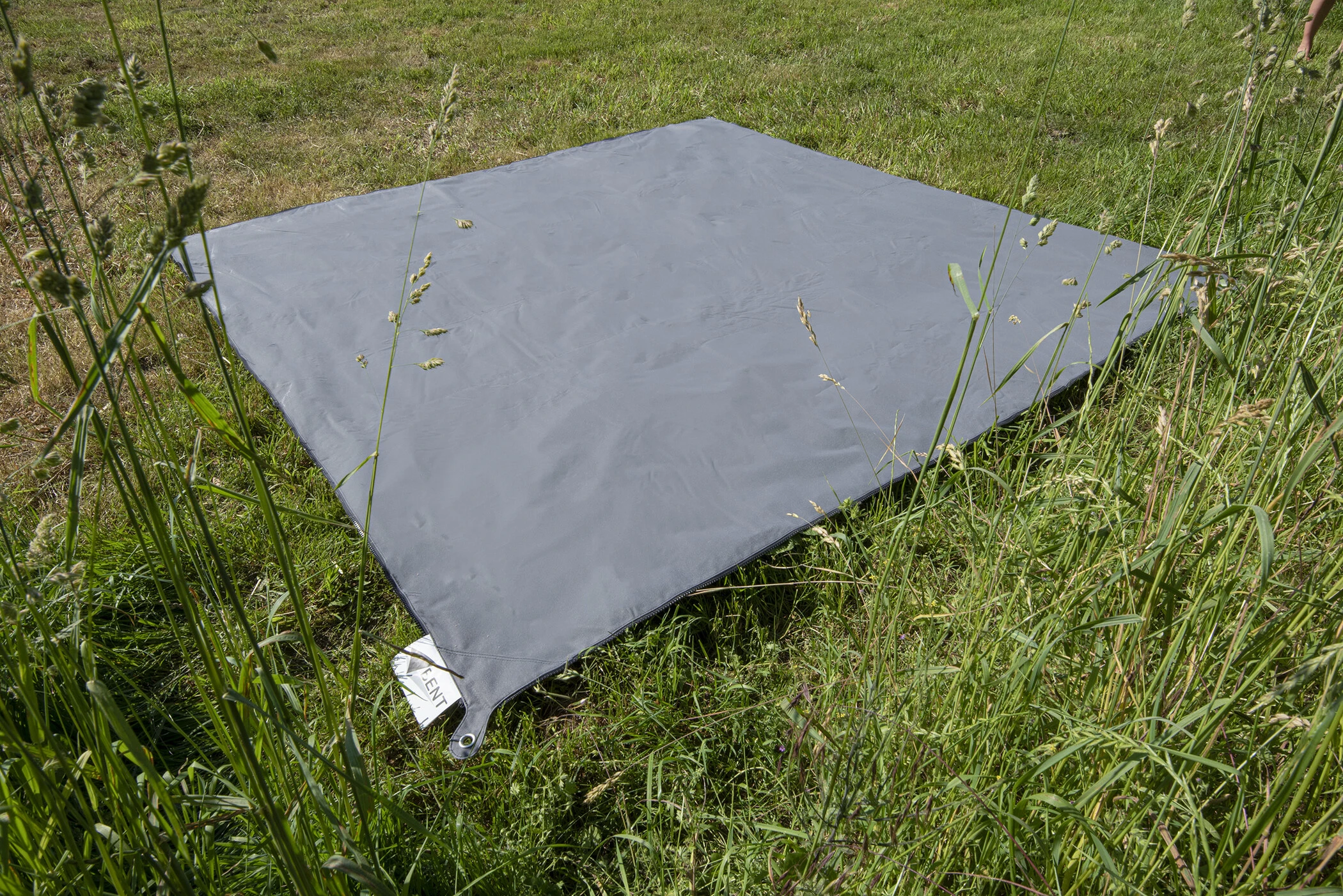 Bent Plain Tenttapijt, Grijs 1 Bent Plain Tenttapijt, Grijs